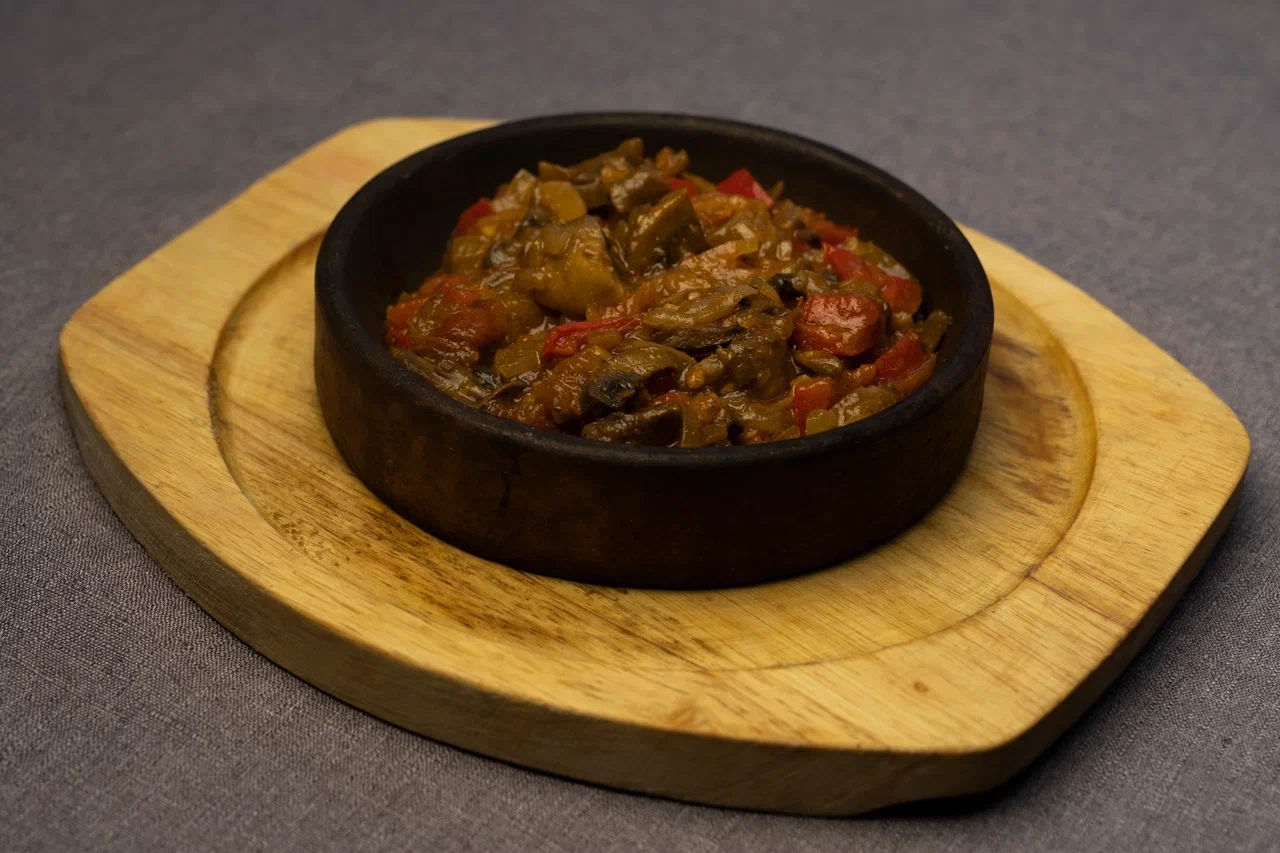 Чашашули из грибов на кеци